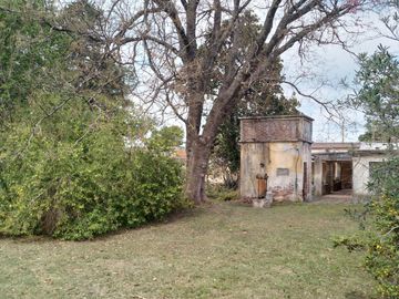 Oportunidad Casa + Galpón y Sup. terreno de 2000 m2 en Gob. Etchevehere