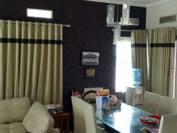 5 Bedroom House for sale