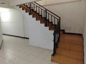 Ruko Raya Mulyosari Listrik 5500watt, Strategis hdp timur