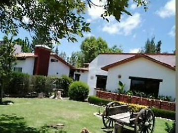 CASA EN GRANJAS RESIDENCIALES TEQUISQUIAPAN ALBERCA