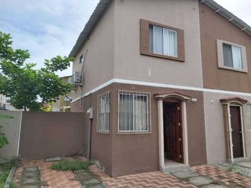 Venta de casa amoblada en Ciudad Santiago Norte de Guayaquil