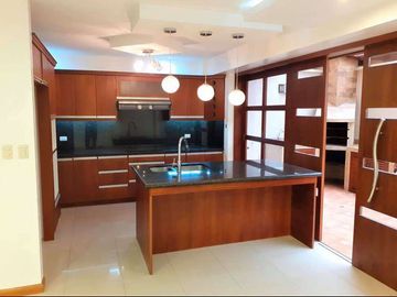 Vendo departamento en El Batán