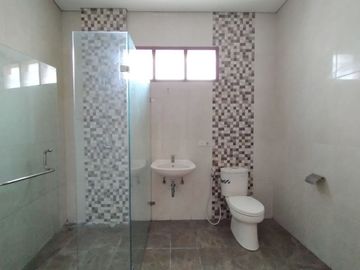 For Sale Town House at Cilandak & Condition Semi Furnished HSE-A0422