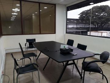 Juan tanca marengo se alquila bodegas con oficinas