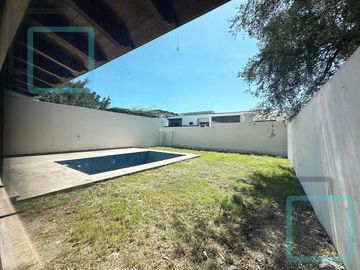 CASA EN VENTA LA JOYA RESIDENCIAL ZONA CARRETERA NACIONAL MONTERREY