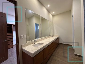 CASA EN VENTA LA JOYA RESIDENCIAL ZONA CARRETERA NACIONAL MONTERREY