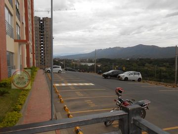 apartamento en venta en altos del moral. Cod V10621