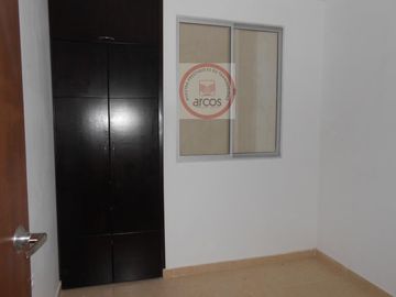 apartamento en venta en altos del moral. Cod V10621