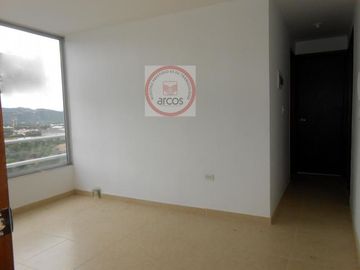 apartamento en venta en altos del moral. Cod V10621