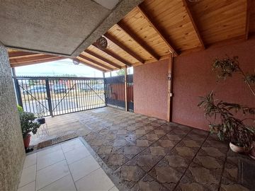 Casa en Venta en Avenida Boque Alto con Hijuelas