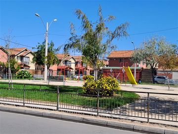 Casa en Venta en Avenida Boque Alto con Hijuelas