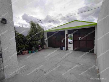 VENDO CASA EXCELENTE PRECIO FRACCIONAMIENTO LOS CEDROS PACHUQUILLA, HGO
