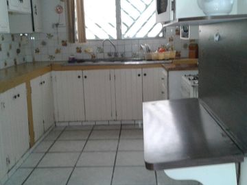 Venta casa de 5 dormitorios en Salinas, sector Chipipe