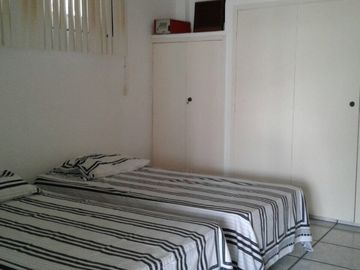 Venta casa de 5 dormitorios en Salinas, sector Chipipe