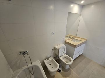 VENTA DEPARTAMENTO RECOLETA: STUDIO -  OFICINA  APT. PROF.  SEG 24hs- AMENITIES