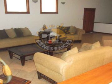 Departamento de venta en Av. 3 de Noviembre – código:9311