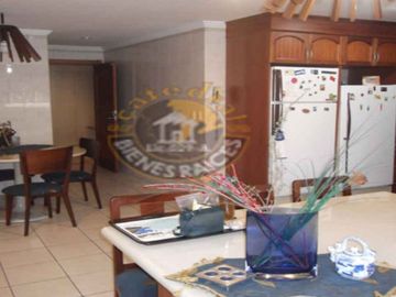 Departamento de venta en Av. 3 de Noviembre – código:9311