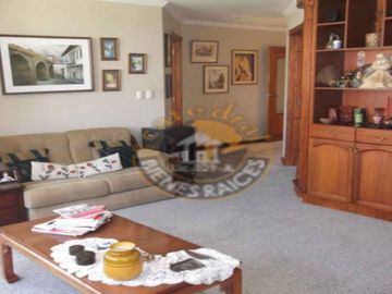 Departamento de venta en Av. 3 de Noviembre – código:9311