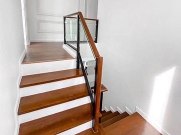 PONTICELLI HILLS, DAANG HARI CAVITE (4BR HOUSE & LOT)
