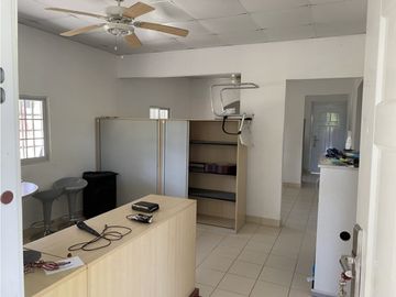 AB Se Vende Casa en Las Uvas $ 150k