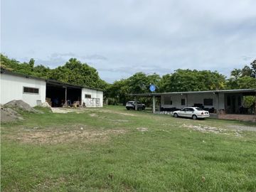 AB Se Vende Casa en Las Uvas $ 150k