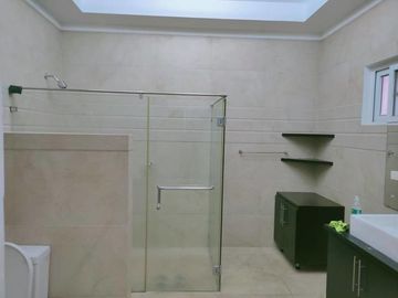 Fully Furnished House with 4 Bedroom for RENT in Hensonville Angeles City