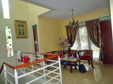 Rumah Adem @Resor Dago Pakar Dekat Kawasan Dago, Cigadung, Tubagus Ismail, Dipatiukur dan Cimbuleuit