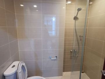 A0404- FULLY FURNISHED STUDIO ONE UPTOWN RESIDENCES