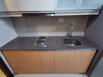A0404- FULLY FURNISHED STUDIO ONE UPTOWN RESIDENCES