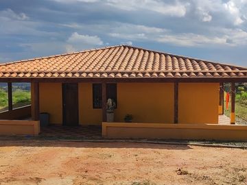 casa en venta en vereda la travesía. Cod V9545