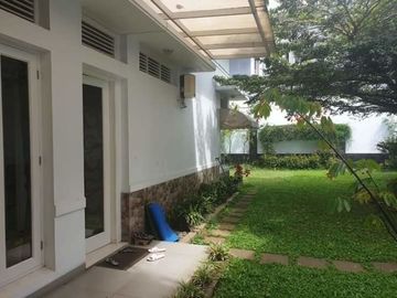 Rumah mewah gegerkalong dekat setra murni, sarijari, sukahaji bandung