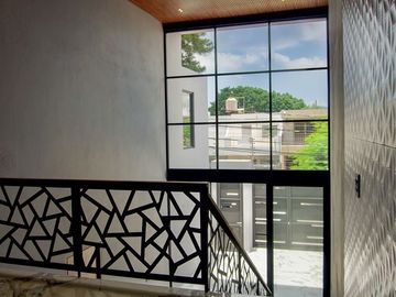 Casa de lujo en venta Chapalita a una cuadra del Riu y Lázaro Cárdenas