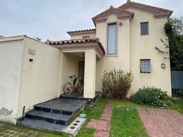 LOS VIÑEDOS PEÑALOLÉN 3D + SERVICIO /4B AMPLIO Y SEGURO