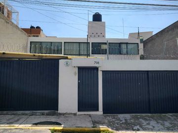 VENTA CASA COL. SECTOR POPULAR TOLUCA, MÉXICO
