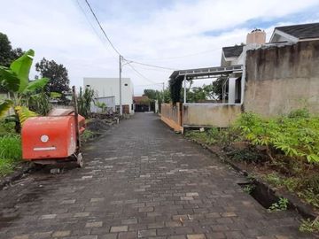 Rumah 200 Jutaan Bogor, 15 Menit ke Jungle Waterpark