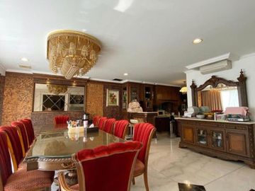 DIJUAL RUMAH MEWAH FULL FURNISHED di SIMPRUG GARDEN, KEBAYORAN LAMA