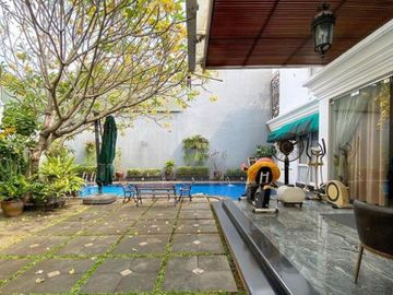 DIJUAL RUMAH MEWAH FULL FURNISHED di SIMPRUG GARDEN, KEBAYORAN LAMA