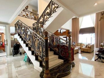 DIJUAL RUMAH MEWAH FULL FURNISHED di SIMPRUG GARDEN, KEBAYORAN LAMA