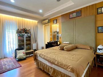 DIJUAL RUMAH MEWAH FULL FURNISHED di SIMPRUG GARDEN, KEBAYORAN LAMA