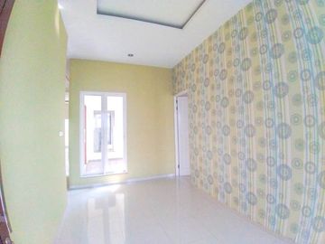 Rumah Mewah 2 Lantai Luas 300 di Golf Araya kota Malang
