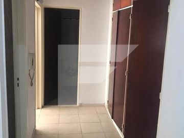 DEPTO. 2 AMB. CON PATIO - BALLESTER CENTRO