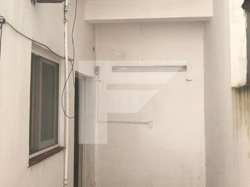 DEPTO. 2 AMB. CON PATIO - BALLESTER CENTRO
