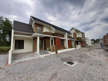 PALING DICARI! Rumah Modern Minimalis Dekat Jl Jogja Solo Bisa KPR