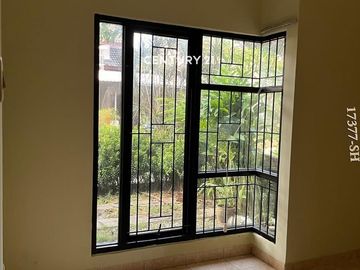 Dijual Rumah Siap Huni Di Mahagoni Park   Deket Tol Parigi