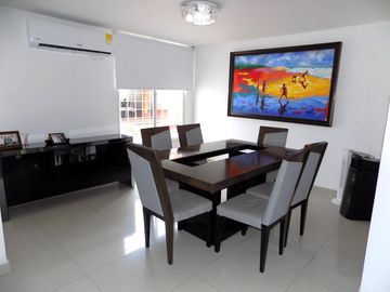 casa en venta en ciudad jardín. Cod V91001