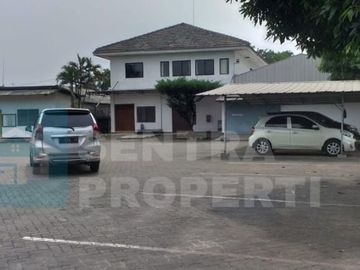 Pabrik dijual murah ex pabrik boneka dekat tol di gunung putri bogor