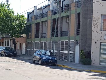 VENTA 2-1/2 Ambiente Frente. Balcón Bohardilla. Cochera. Villa Luro