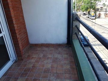 VENTA 2-1/2 Ambiente Frente. Balcón Bohardilla. Cochera. Villa Luro