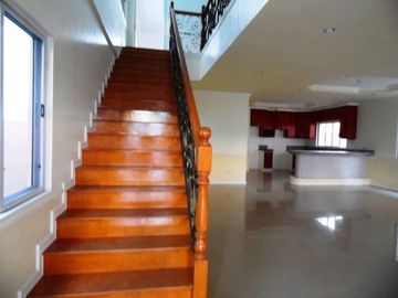 Beautiful 2 Storey House and Lot with 3 Bedrooms Located in