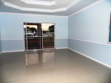 Beautiful 2 Storey House and Lot with 3 Bedrooms Located in